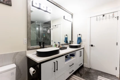 Office / Den Photo of 15640 93a Avenue, Surrey, BC