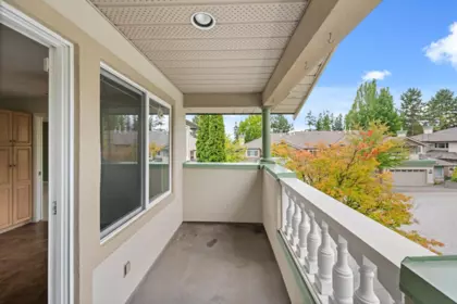 Breakfast Nook Photo of 235 13888 70 Avenue, Surrey, BC