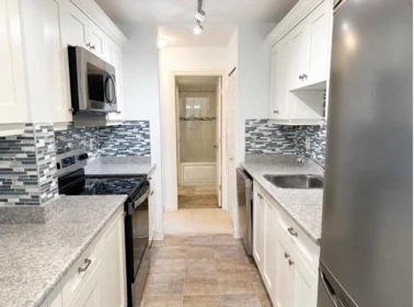 205 1850 Southmere Crescent, Surrey, BC, Surrey — Apartment/Condo for sale
