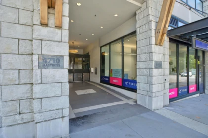 202 4710 Hastings Street, Burnaby, BC, Burnaby — Apartment/Condo for sale
