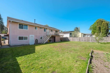Hot Tub / Spa Photo of 11789 85a Avenue, Delta, BC