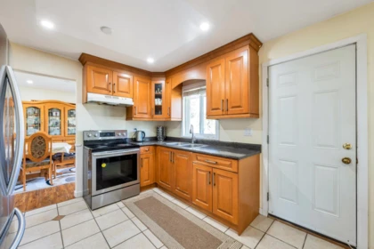Kitchen Island Photo of 11789 85a Avenue, Delta, BC