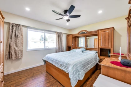 Walk-In Closet Photo of 11789 85a Avenue, Delta, BC
