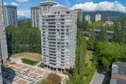 Fitness Center Photo Near 706 9633 Manchester Drive, Burnaby, BC