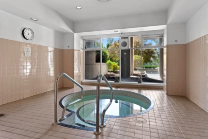 Hot Tub / Spa Photo of 706 9633 Manchester Drive, Burnaby, BC