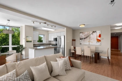 Kitchen Island Photo of 706 9633 Manchester Drive, Burnaby, BC