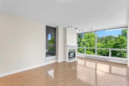 Pantry Photo of 706 9633 Manchester Drive, Burnaby, BC