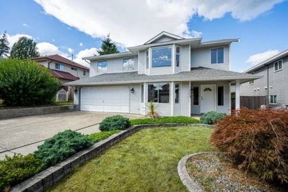 19065 60 Avenue, Surrey, BC, Surrey — Single Family Residence for sale