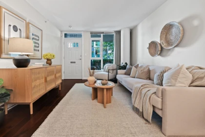 1648 W 7th Avenue, Vancouver, BC, Vancouver — Townhouse for sale