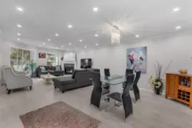 207 1500 Ostler Court, North Vancouver, BC