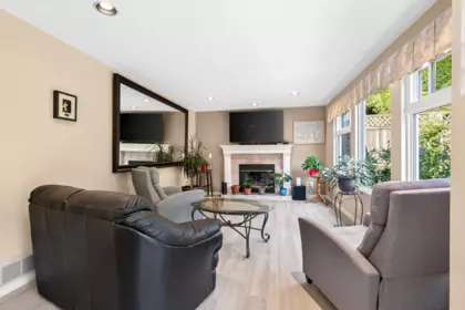 Office / Den Photo of 1252 Dewar Way, Port Coquitlam, BC