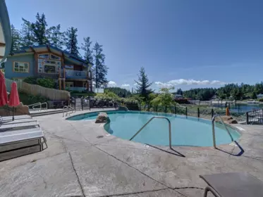 Backyard Photo of 11D 12849 Lagoon Road, Madeira Park, BC