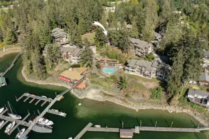 11D 12849 Lagoon Road, Madeira Park, BC, Madeira Park — Townhouse for sale