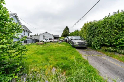 2235 Edinburgh Street, New Westminster, BC, New Westminster — Single Family Residence for sale