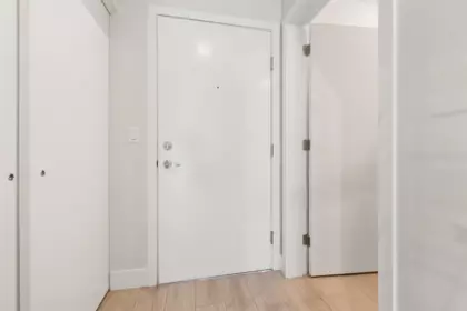 Primary Bathroom Photo of 307 45510 Market Way, Chilliwack, BC