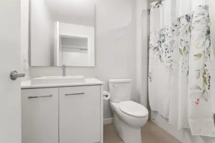 Walk-In Closet Photo of 307 45510 Market Way, Chilliwack, BC