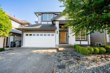 14722 59 Avenue, Surrey, BC, Surrey — Single Family Residence for sale
