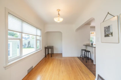 Breakfast Nook Photo of 112 Durham Street, New Westminster, BC