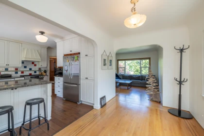 Primary Bedroom Photo of 112 Durham Street, New Westminster, BC