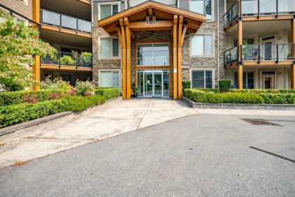 108 45754 Keith Wilson Road, Chilliwack, BC, Chilliwack — Apartment/Condo for sale