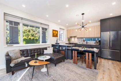 Kitchen Island Photo of 1506 E 11th Avenue, Vancouver, BC