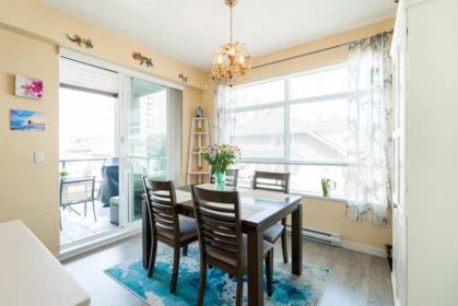 215 617 Smith Avenue, Coquitlam, BC, Coquitlam — Apartment/Condo for sale