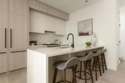 Kitchen Island Photo of 1 2755 W 11th Avenue, Vancouver, BC