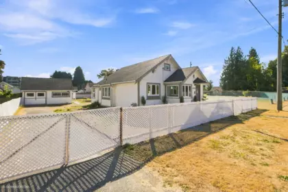 45720 Princess Avenue, Chilliwack, BC, Chilliwack — Single Family Residence for sale