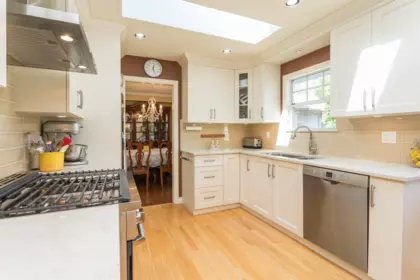 Kitchen Island Photo of 829 Alama Avenue, Coquitlam, BC