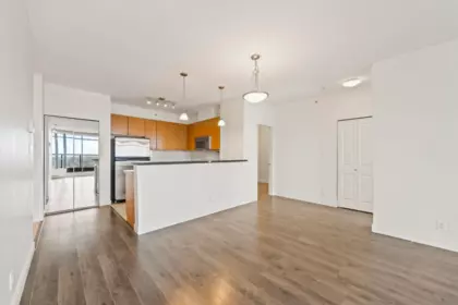 Breakfast Nook Photo of 2101 4132 Halifax Street, Burnaby, BC