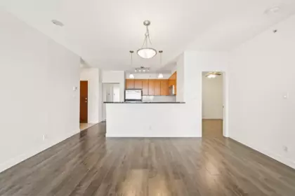 Kitchen Island Photo of 2101 4132 Halifax Street, Burnaby, BC