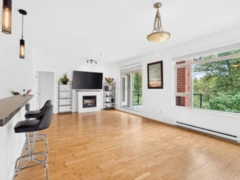 304 100 Capilano Road, Port Moody, BC
