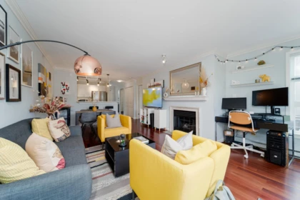 Primary Bedroom Photo of 404 2161 W 12th Avenue, Vancouver, BC