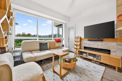 Breakfast Nook Photo of 401 11639 227 Street, Maple Ridge, BC