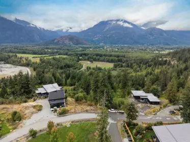 Primary Bedroom Photo of 1709 Wishbone Court, Squamish, BC