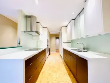 Kitchen Island Photo of 404 1405 W 15th Avenue, Vancouver, BC
