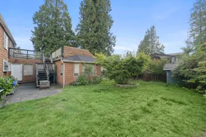 Breakfast Nook Photo of 416 Fairway Street, Coquitlam, BC