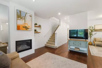 Mudroom Photo of 15337 34 Avenue, Surrey, BC