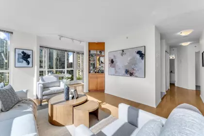 Family Room Photo of 708 1188 Richards Street, Vancouver, BC
