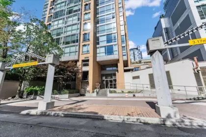 Hot Tub / Spa Photo of 708 1188 Richards Street, Vancouver, BC
