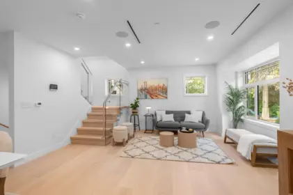 A 3672 W 1st Avenue, Vancouver, BC, Vancouver — Half Duplex for sale