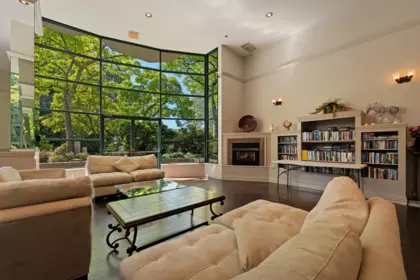 Street View Photo of 4B 328 Taylor Way, West Vancouver, BC