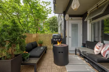 Office / Den Photo of 201 118 W 22nd Street, North Vancouver, BC