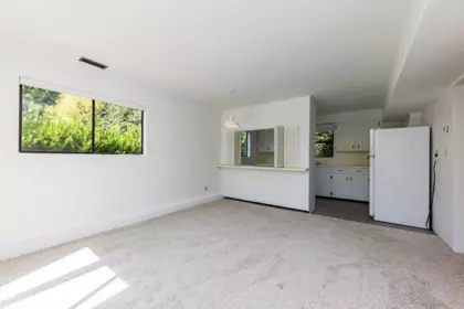Swimming Pool Photo of 350 E Windsor Road, North Vancouver, BC