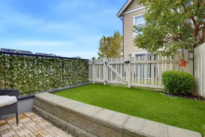 Swimming Pool Photo of 602 32789 Burton Avenue, Mission, BC