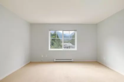 Entry Foyer Photo of 42 1800 Mamquam Road, Squamish, BC