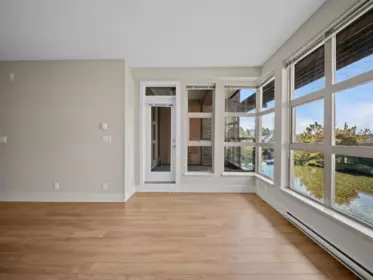 Breakfast Nook Photo of 215 3606 Aldercrest Drive, North Vancouver, BC