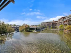 215 3606 Aldercrest Drive, North Vancouver, BC