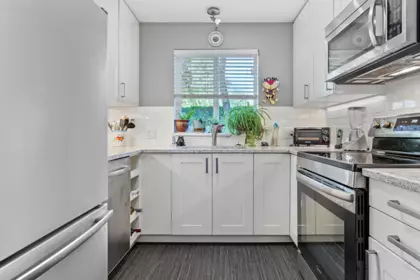 Kitchen Photo of 109 1588 Best Street, White Rock, BC