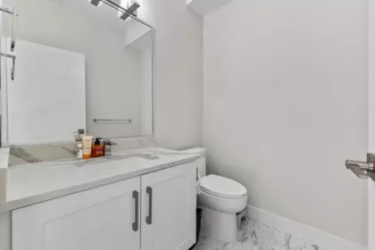 Guest Bathroom Photo of 32 19631 55a Avenue, Langley, BC